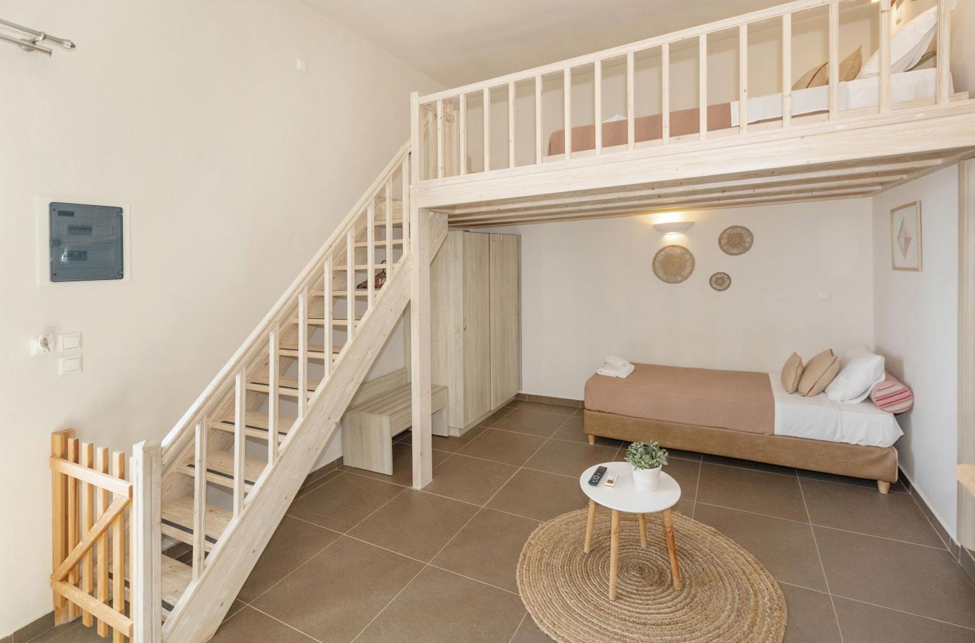 Oinoni'S Home - Xanthipi Studio Souvala Dış mekan fotoğraf