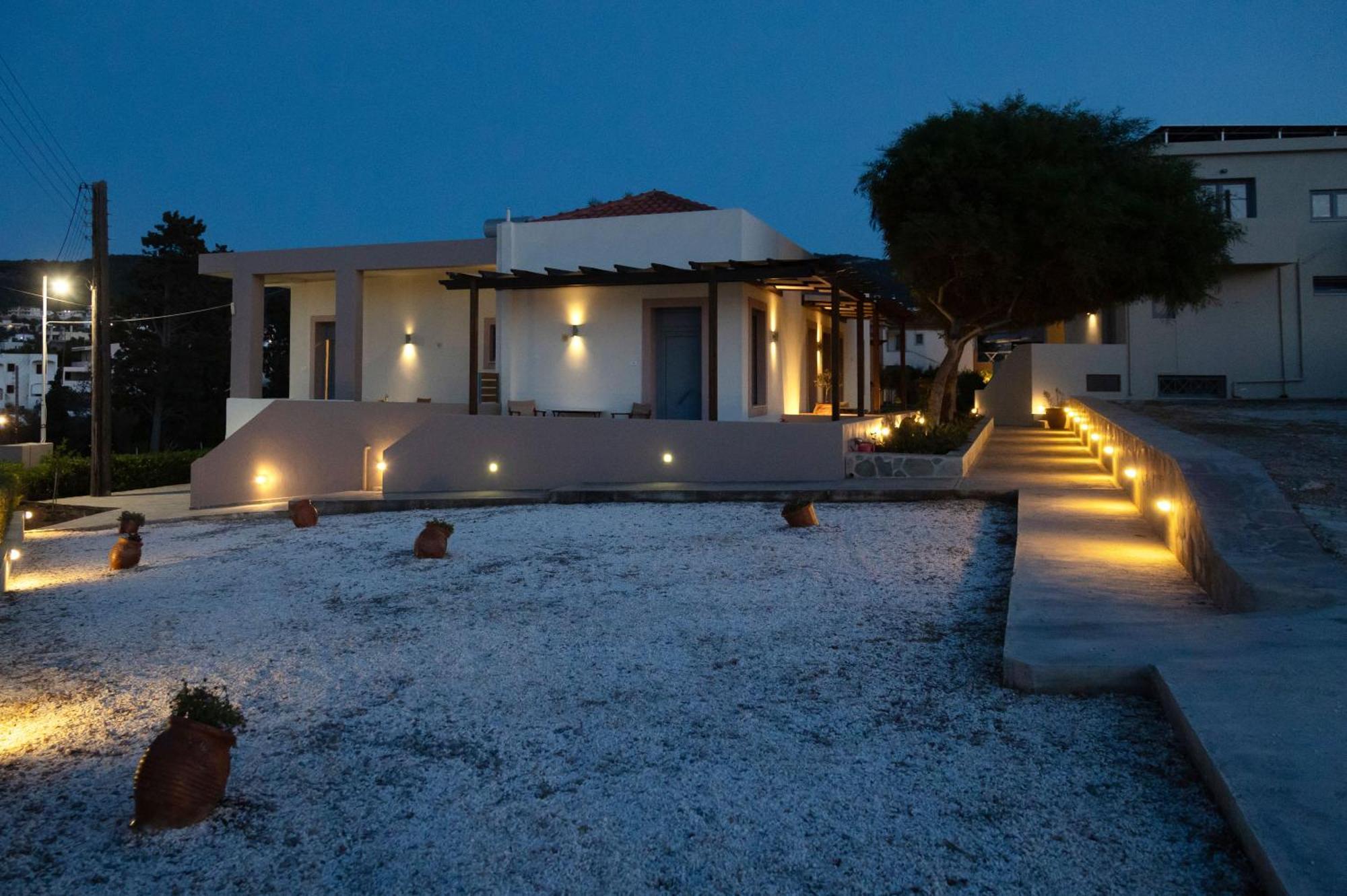 Oinoni'S Home - Xanthipi Studio Souvala Dış mekan fotoğraf